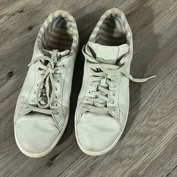 🔥SALE - any 4/$20. Cole Haan Gray and White Sneakers - Picture 1 of 4